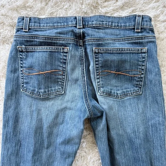 The Limited Midrise Bootcut Flared Jeans Size 8R Distressed Medium Wash - Picture 9 of 11